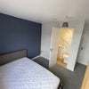 Photo 1: Ensuite room