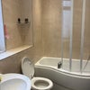 Photo 5: bathroom