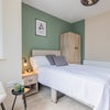 Photo 7: Room 2 (Studio en-suite room)