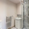 Photo 9: Ensuite