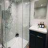 Photo 6: Ensuite bathroom