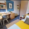 Photo 2: Bed area 