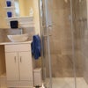 Photo 6: private bathroom 