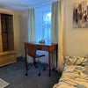 Photo 3: Room 2: double bedroom with desk