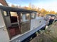 Photo of flat to rent in Chertsey