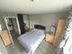 Photo of flat to rent in London N13