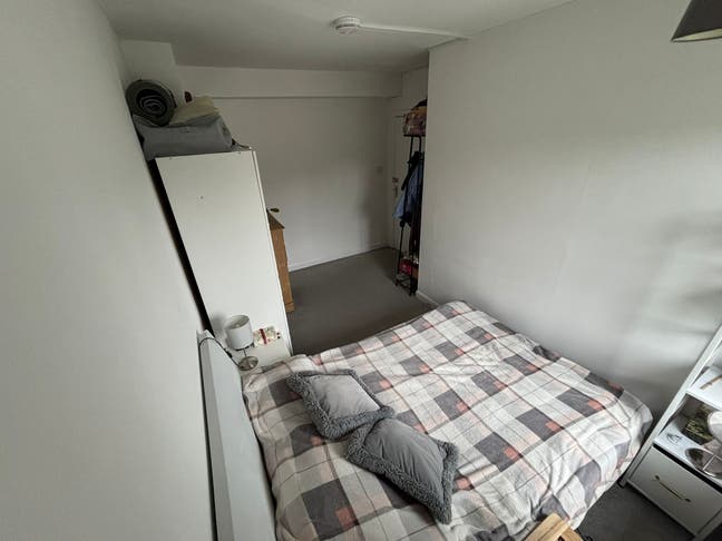 Room in a Shared House, Hobart Road, CB1  Main Photo