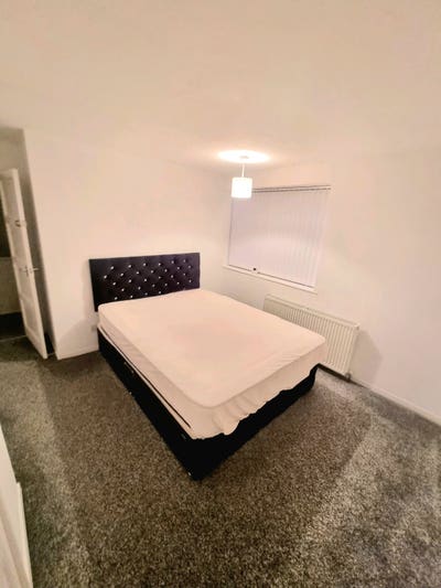 Room to rent, shared house  Main Photo
