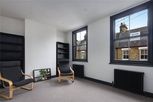 Large room for rent Stepney Green Main Photo