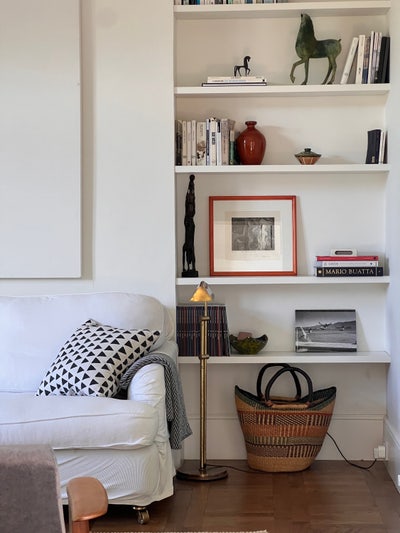 Short let - bright spacious apartment  Main Photo