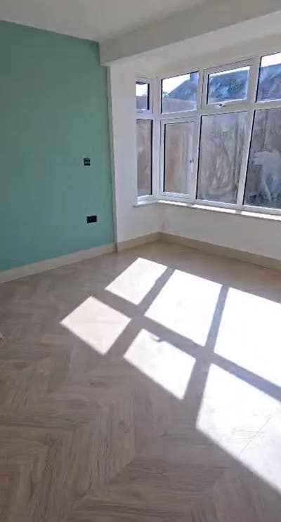 Studio Room Available - Chase Cross Road, Romford  Main Photo