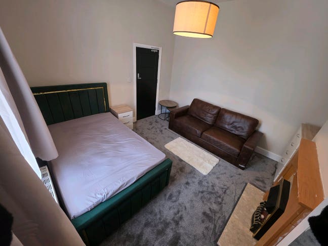 Hmo Dss -Big Roomd Handsworth No Service Chg Main Photo