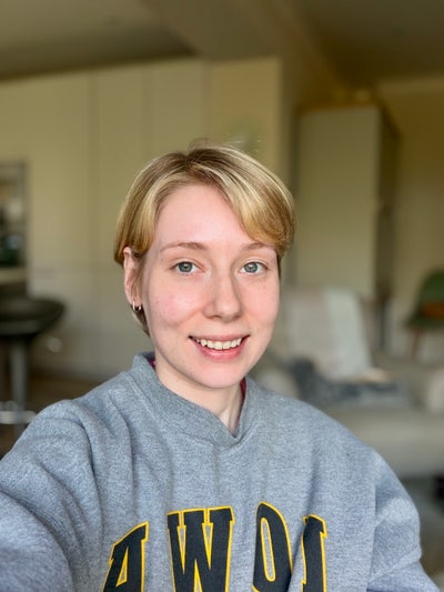 26F Professional looking for Double Room Main Photo