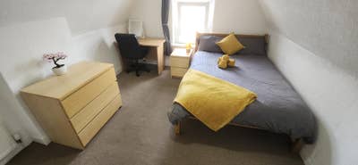 Double Room, Alfred Street, Bills Inc & Cleaner ! Main Photo
