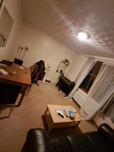 Bedroom for rent in a 2 bedroom female flat Main Photo