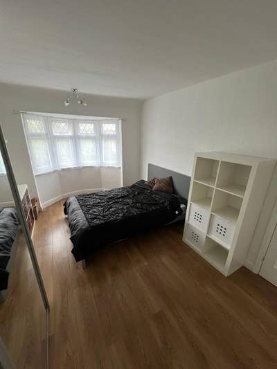 Double room available to rent in Eltham Main Photo