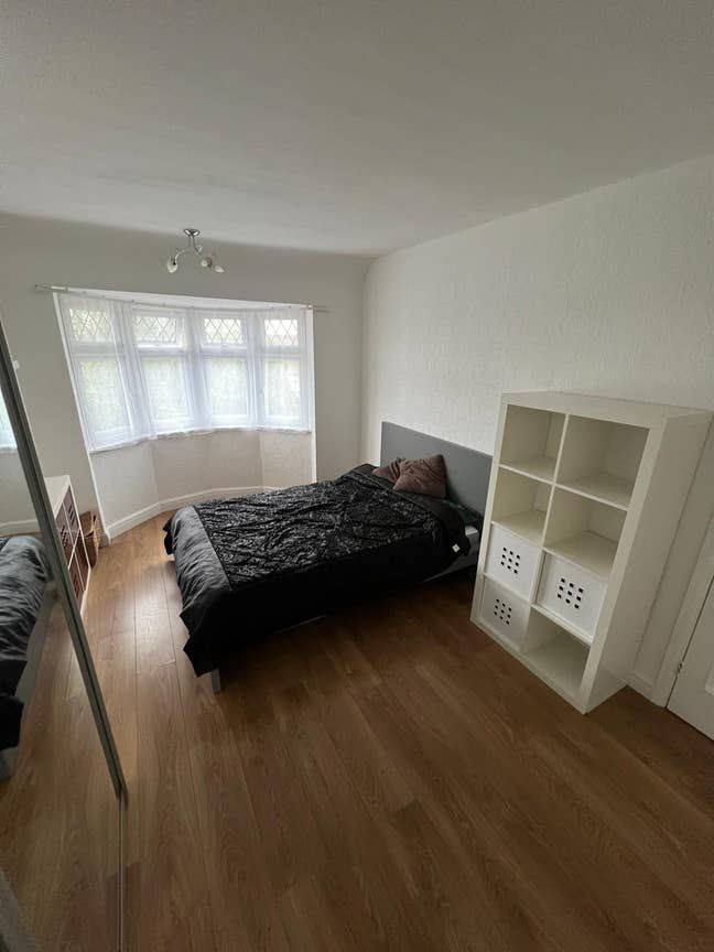 Double room available to rent in Eltham Main Photo