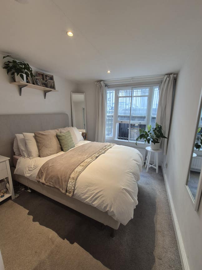 Double Room in Notting Hill Flat with Patio Main Photo