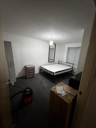 Ensuite room with private bathroom  Main Photo