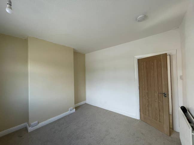 2-Bed Move On Accommodation Available  Main Photo