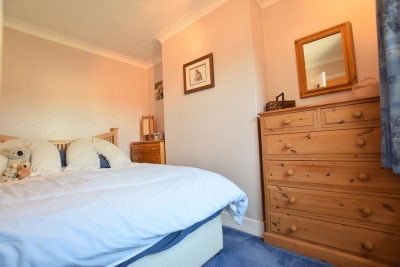 Double rooms central Aylesbury female house share Main Photo