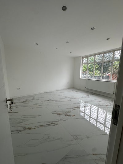 En-suite/Double\one bedroom apartment in Worcester Main Photo