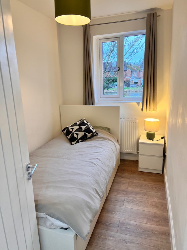 Single  Room in Houseshare Main Photo