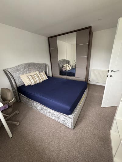 Spacious 3-Bedroom House  CB1 Arm/Hospital  Main Photo