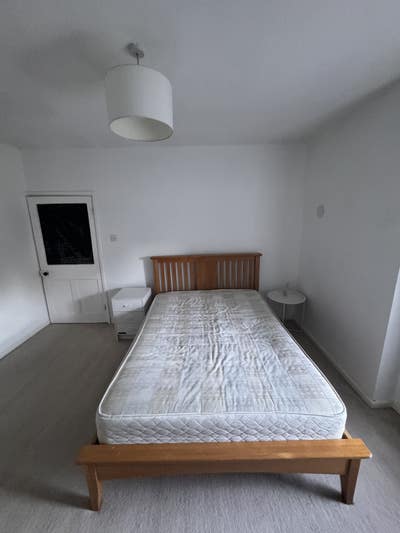 Double room for rent  Main Photo
