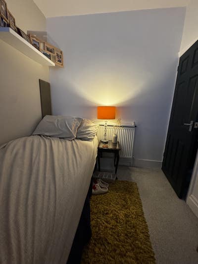 Single room near Lark Lane Main Photo