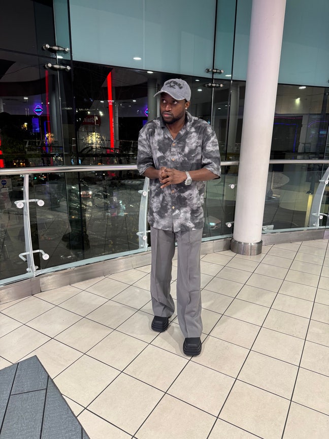 I am a professional male aged 28. I am lookin... Main Photo