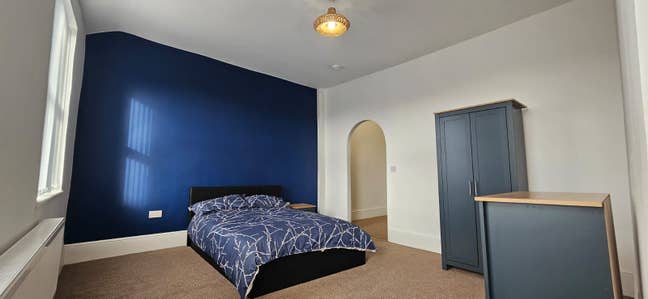 1 Double En Suite in a 4-Bed House Share in L21! Main Photo