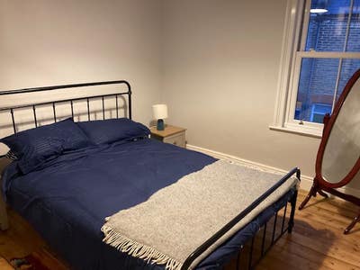 Double room in Canterbury city centre Main Photo