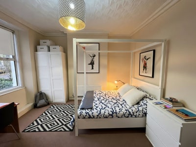 X4 Large Double Bedrooms Available! Main Photo