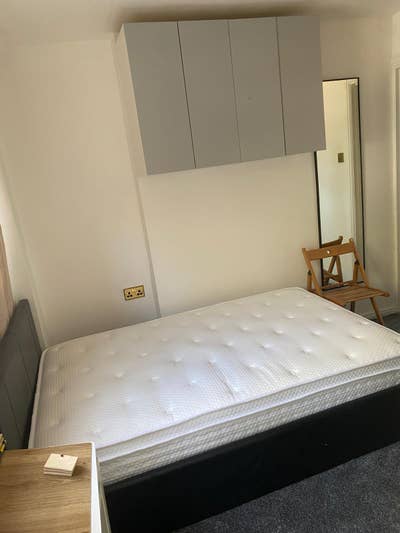 Refurbish Studio. Bills Included. Great Transport. Main Photo