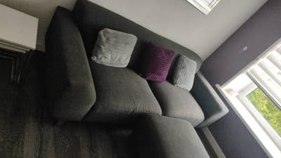 2 Bedroom Refreshed Painted Main Photo