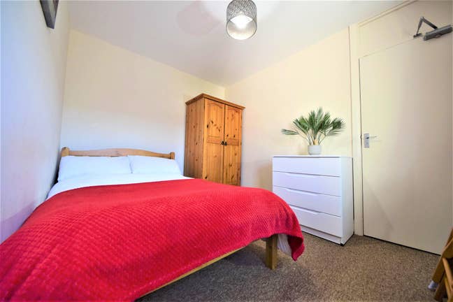 Close to City Centre Double Room  Main Photo
