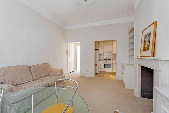 Spacious one bedroom available in Fulham 22nd May! Main Photo