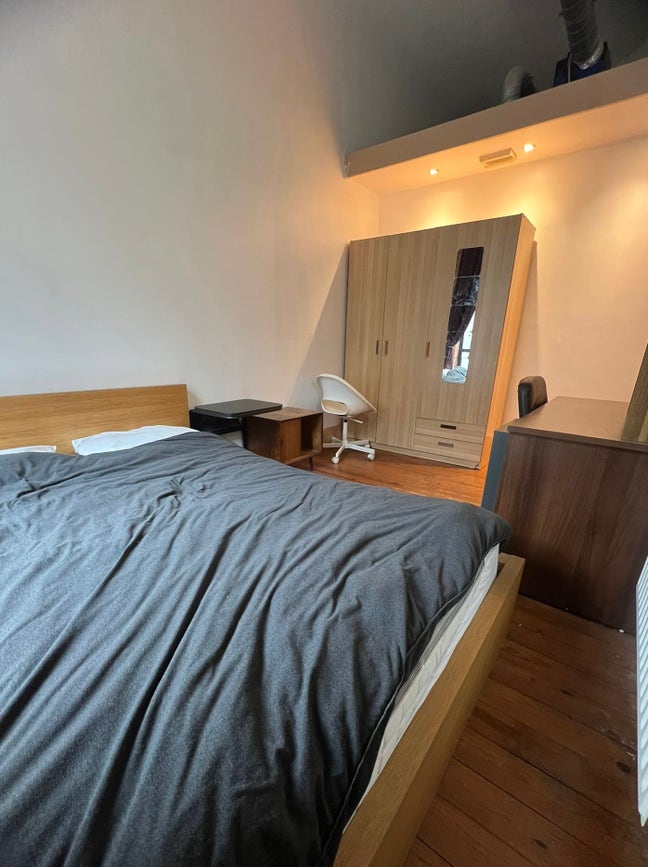 Spacious Double Room in 2-Bed Flat NG1 &pound;650 Main Photo