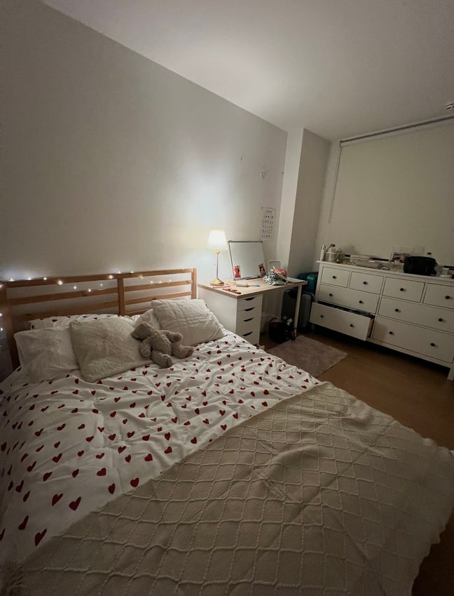 Double Room in Shadwell – &pound;1,350pm Bills incl. Main Photo