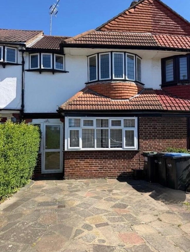 Spacious House + Garden + Home Office | Quiet Area Main Photo