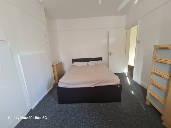 🏡Cozy Double Room|Near Station|&pound;850|(IG2) Main Photo
