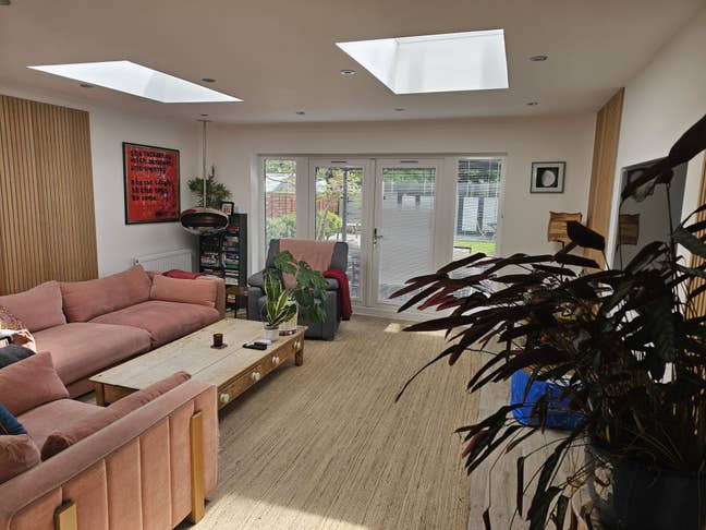 Double Rooms in Christian Home- Worthing Main Photo