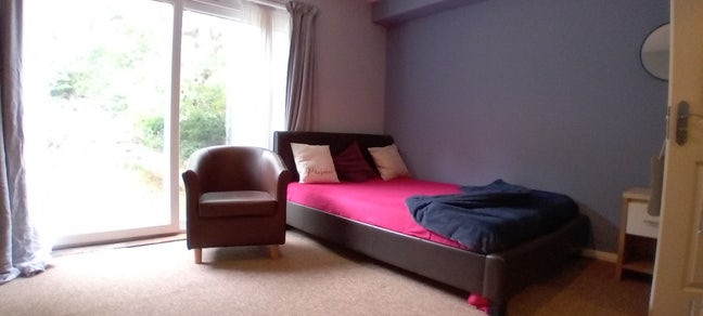 2 Rooms in Shared House with Garden 😎 Main Photo