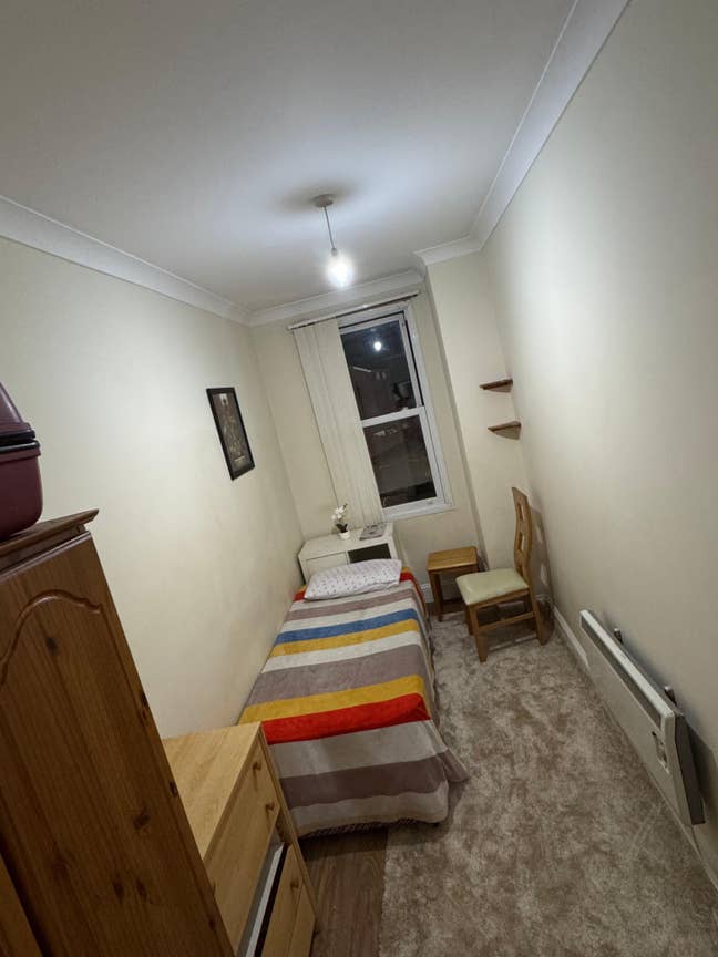 Single room for rent Only For girls. Main Photo