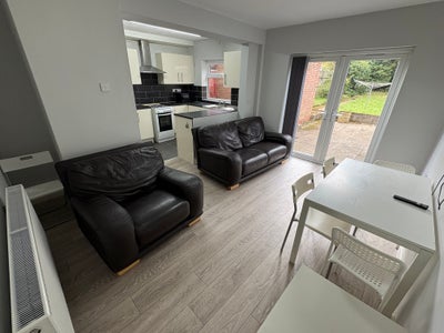 **Warwick Students -  Bedroom in CV4*** Main Photo