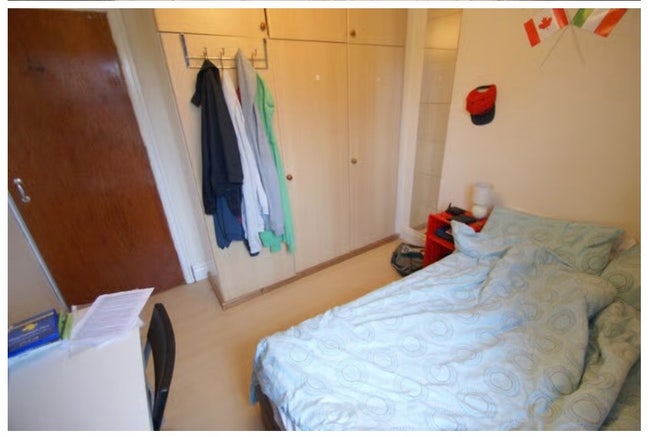 &pound;120 Pppw inc Bills Headingley  Main Photo
