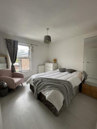 Double room available  Main Photo