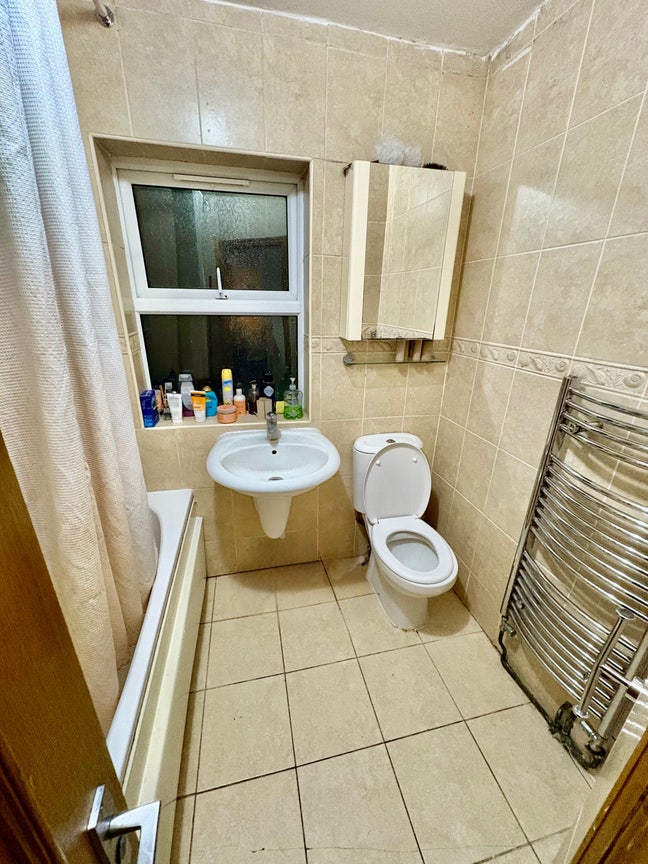 King size room  Main Photo