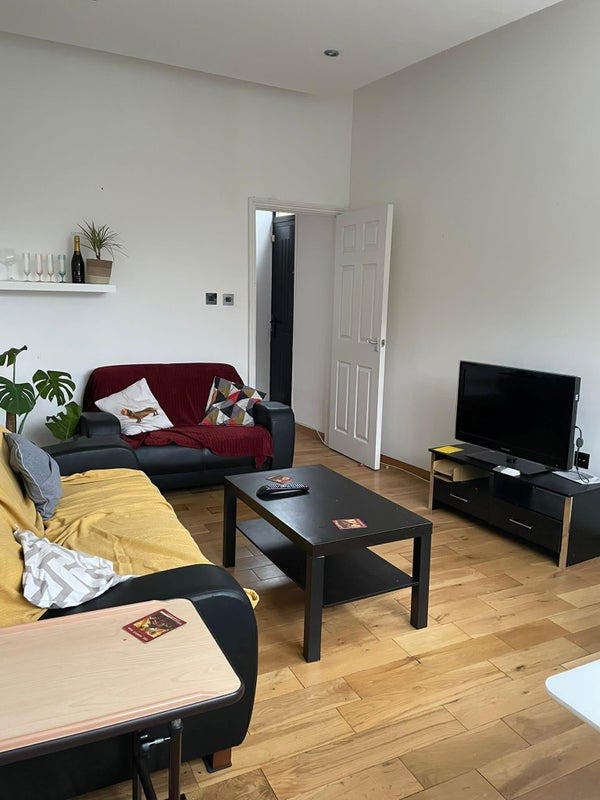 Double Rooms - 5mins from Finsbury Park Main Photo